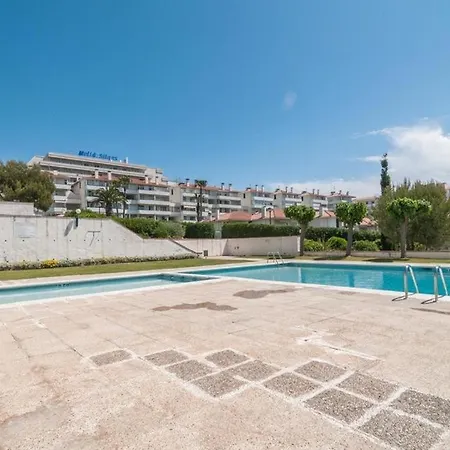 Seaside Cozy By Hello Homes