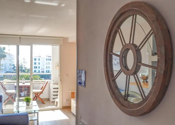 Seaside Cozy By Hello Homes 锡切斯